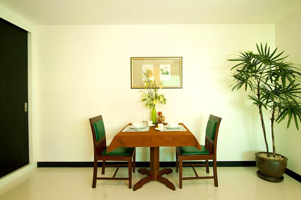 Laurel Suite Bangkok Pokój zdjęcie