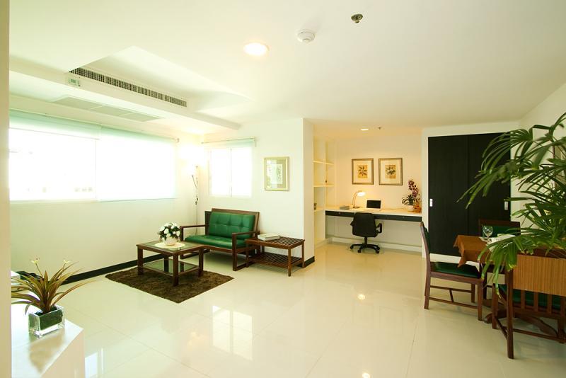 Laurel Suite Bangkok Pokój zdjęcie