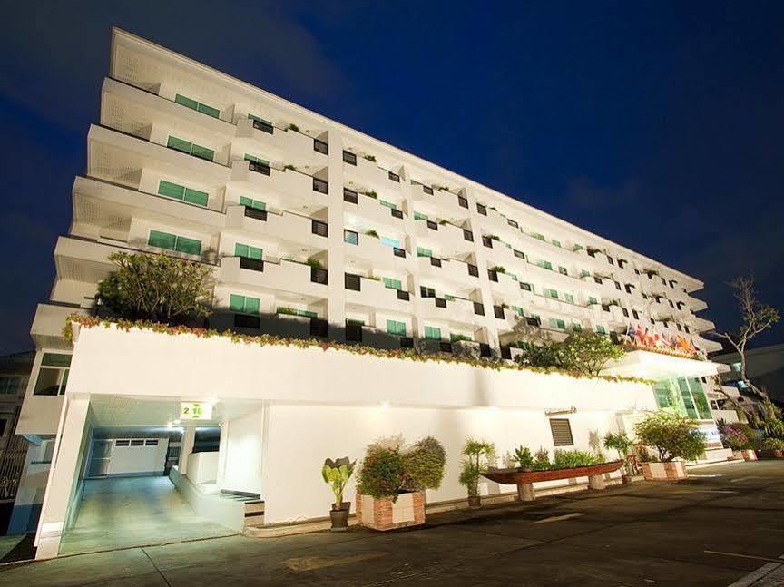 Laurel Suite Bangkok Zewnętrze zdjęcie